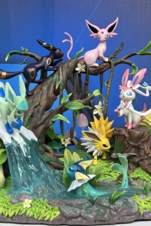 Pokémon Evolution Eevee GK Handcrafted Model Figurine, 34 cm in height