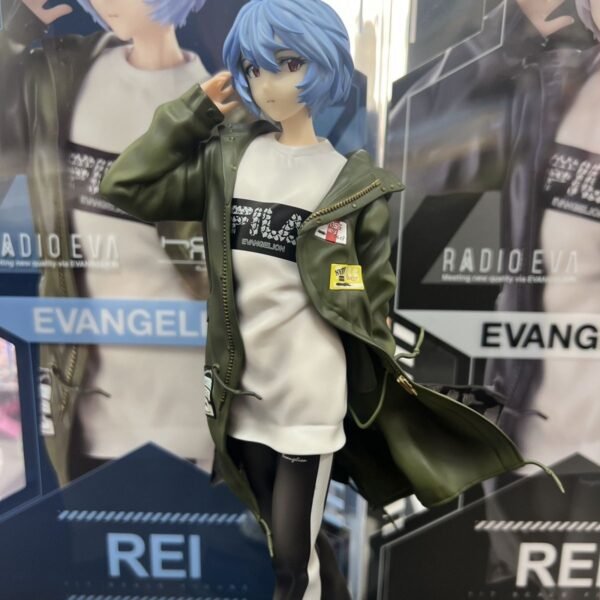 EVA's beautiful girl Rei Ayanami figurine, a collectible item, 25 cm tall, placed on a table as a souvenir, item number 7852. - Image 4