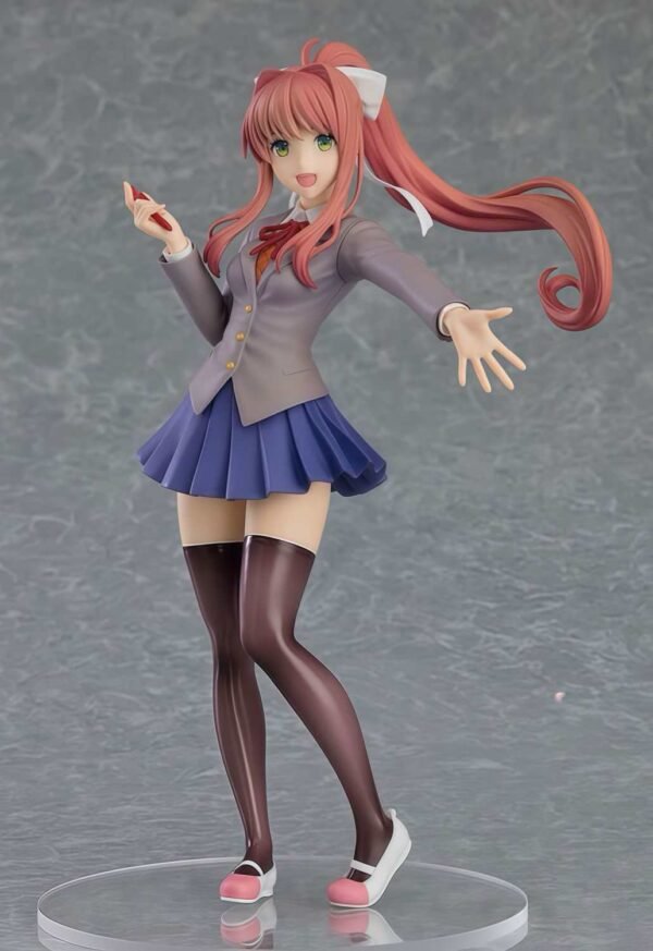 School uniform: Monica measures 25 cm in height. - Image 5