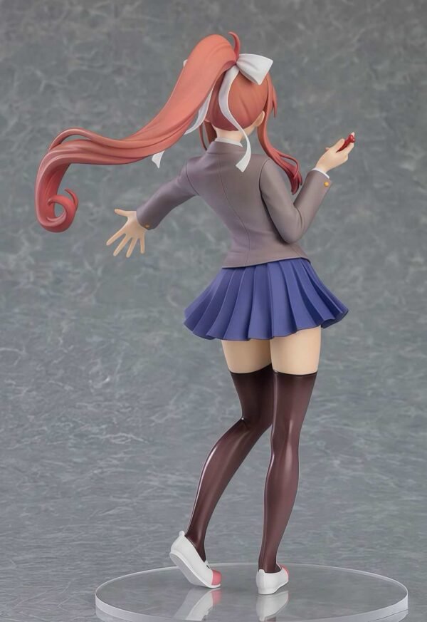 School uniform: Monica measures 25 cm in height. - Image 7