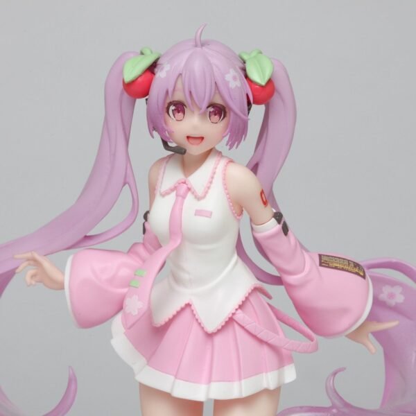 Hatsune Miku - Sakura, New Illustration Ver. (Taito) - Image 2